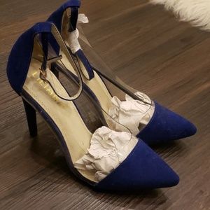 💙💙BLUE SUEDE HEELS💎